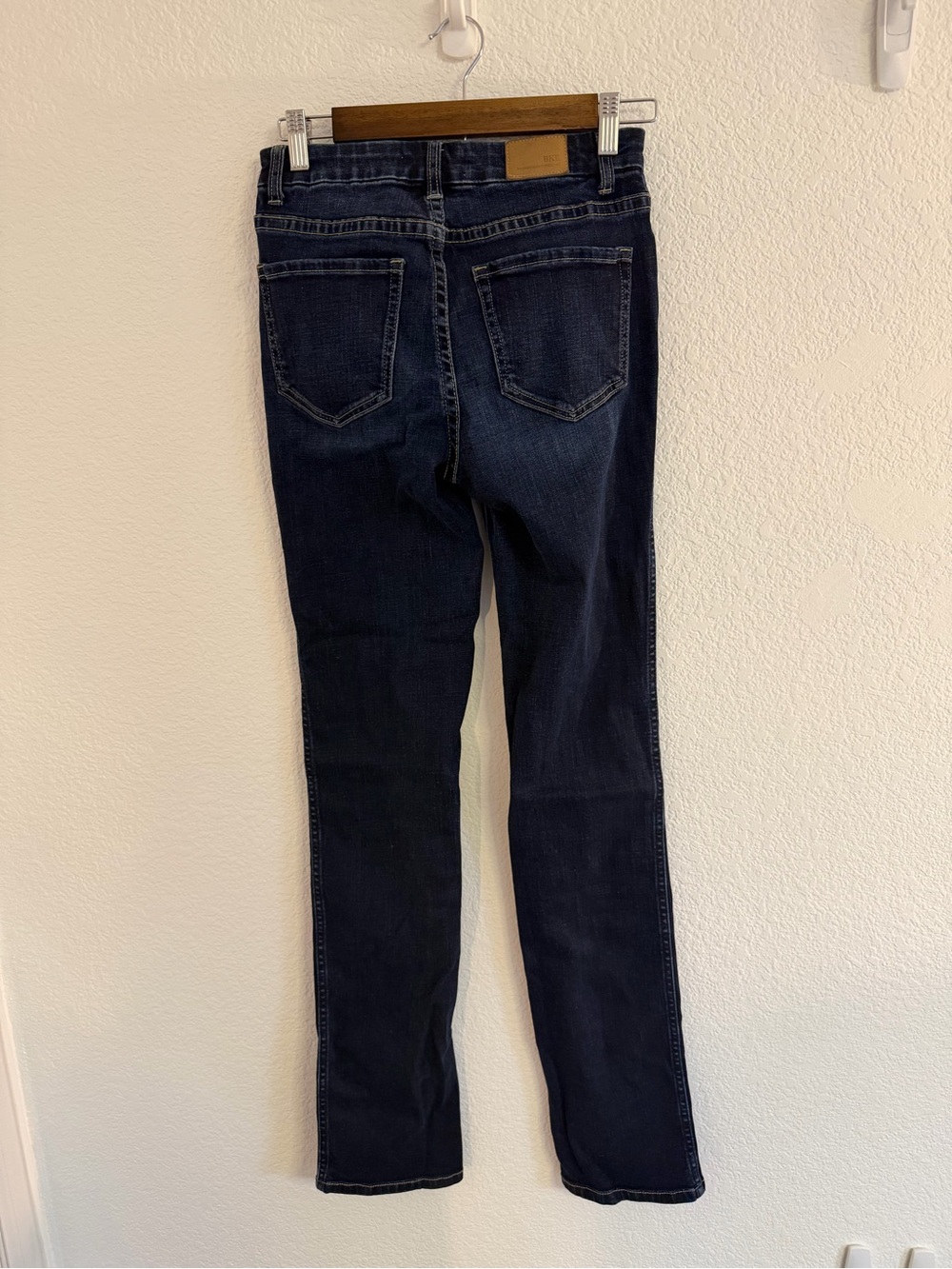 BKE Women’s Billie Straight High Rise Jeans - Picture 2 of 4